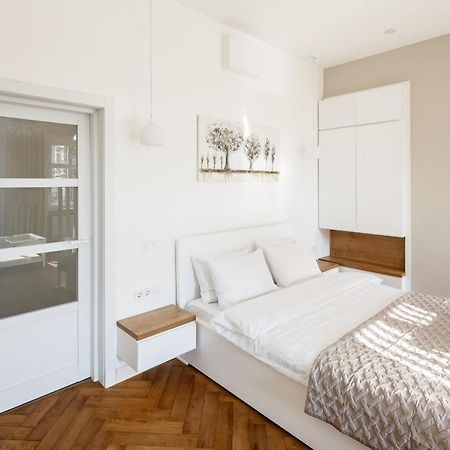 Palace View Apartments - 24 Kopernyka Str. 利沃夫 外观 照片