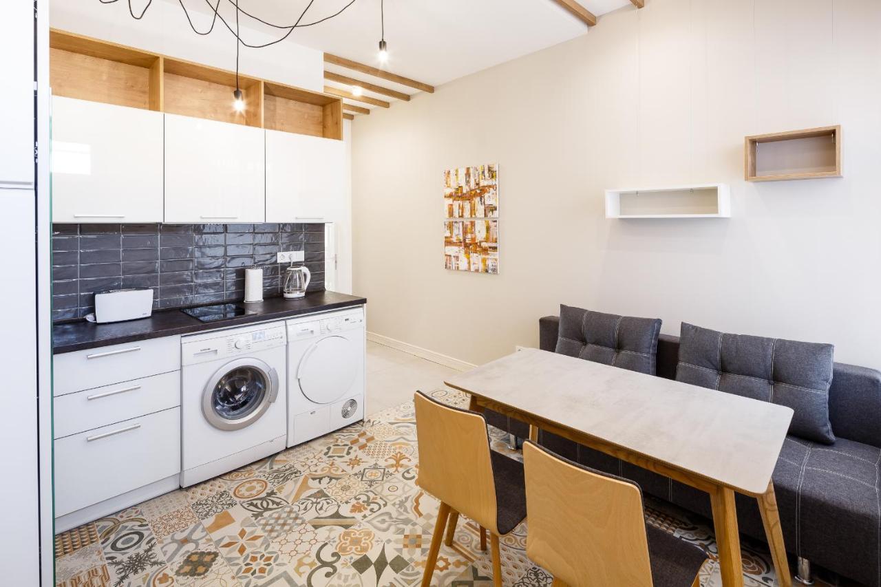 Palace View Apartments - 24 Kopernyka Str. 利沃夫 外观 照片